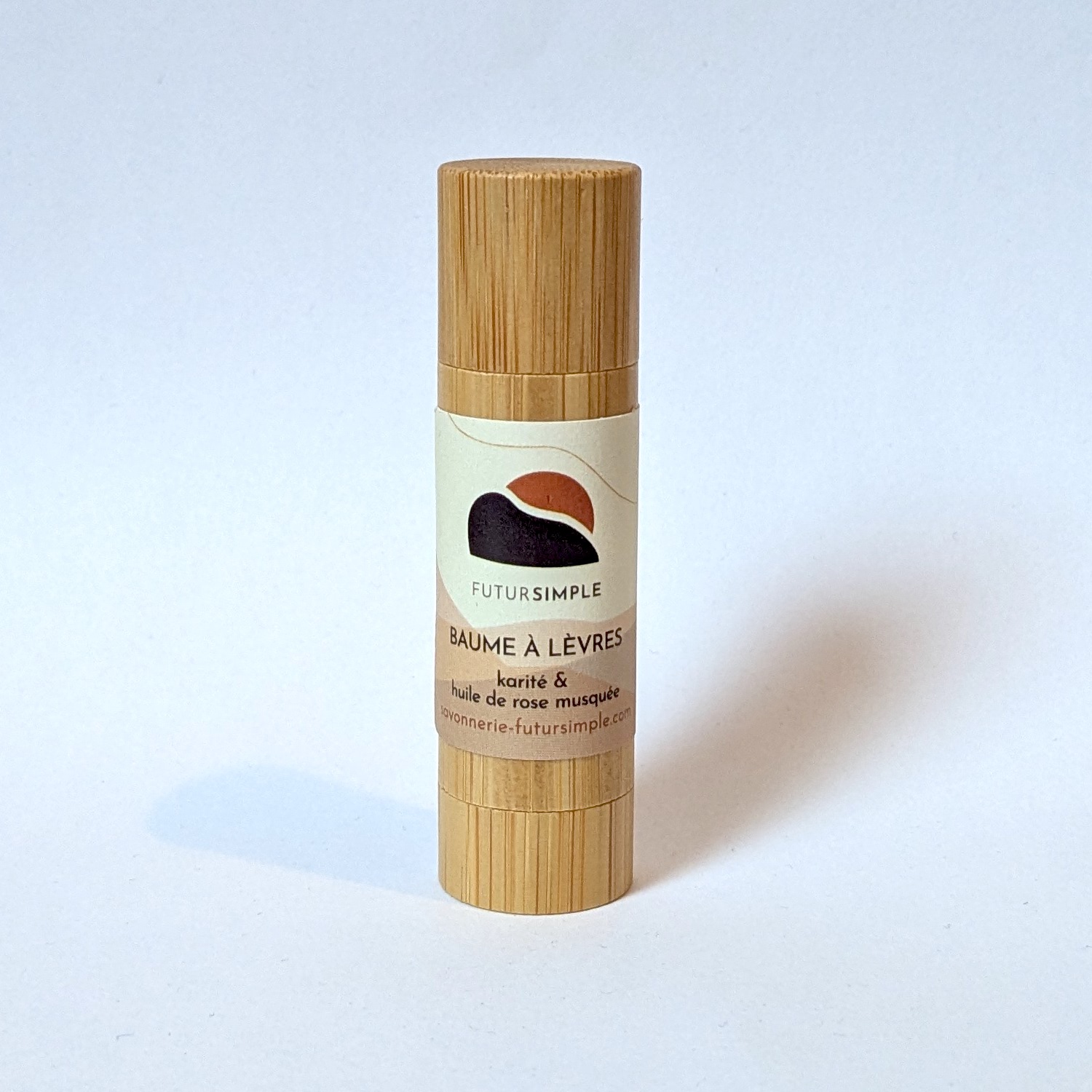 tubes baume à lèvres, stick en bambou